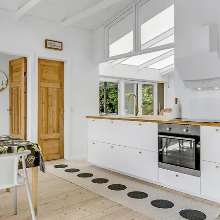 3 Bedroom Lovely In 펜션