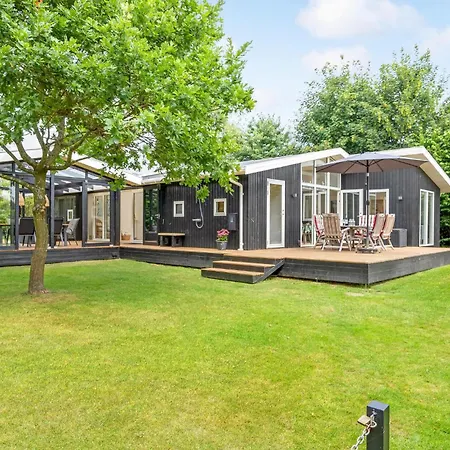 Amazing In With Kitchen