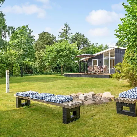 3 Bedroom Lovely In Casa vacanze Gilleleje