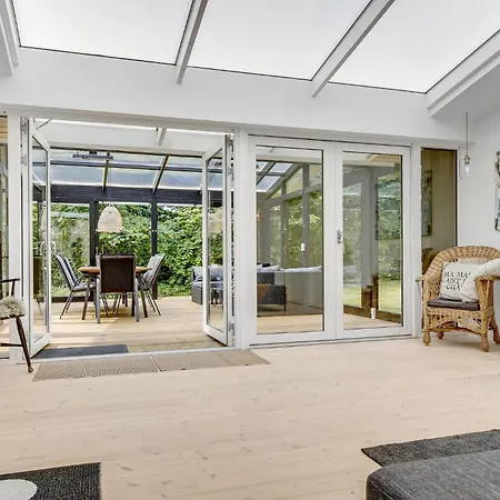 Casa vacanze 3 Bedroom Lovely In Gilleleje