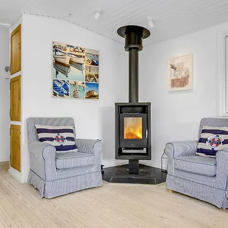 3 Bedroom Lovely In 펜션 *
